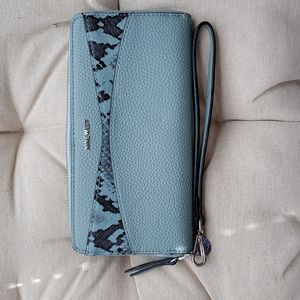 Nine West Zip Wallet